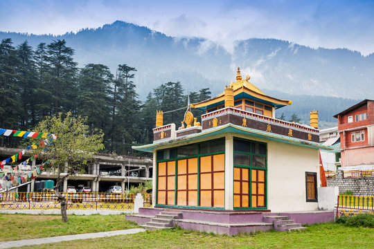 Dharamshala Sightseeing Tour